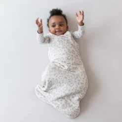 Sleep Bag In Oat Leopard 0.5 -Kyte Baby kyte baby sleep bag 0 5 tog sleep bag in oat leopard 0 5 32329611149423