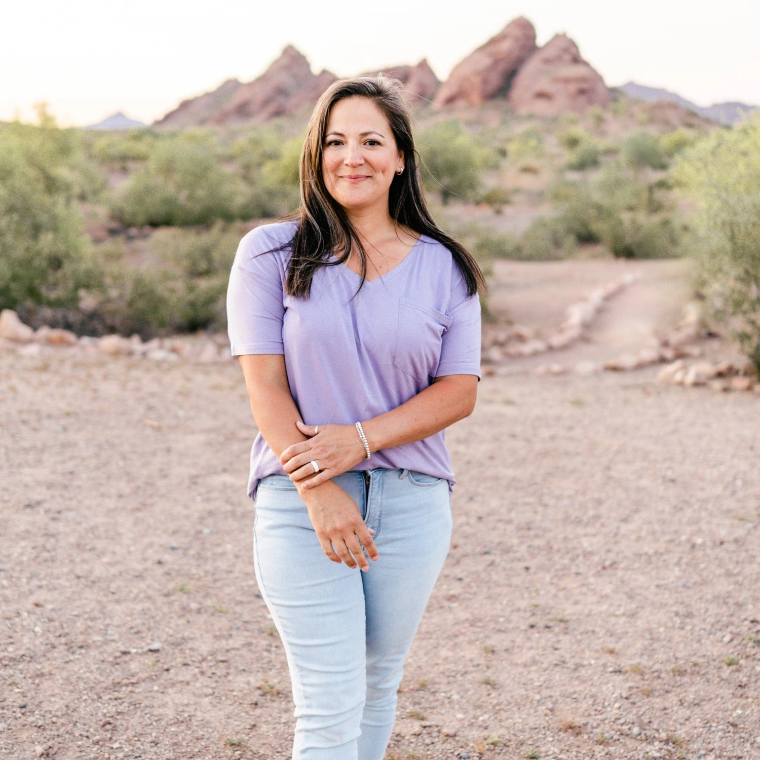 Women’s Relaxed Fit V-Neck In Taro 3 Women’s Relaxed Fit V-Neck In Taro